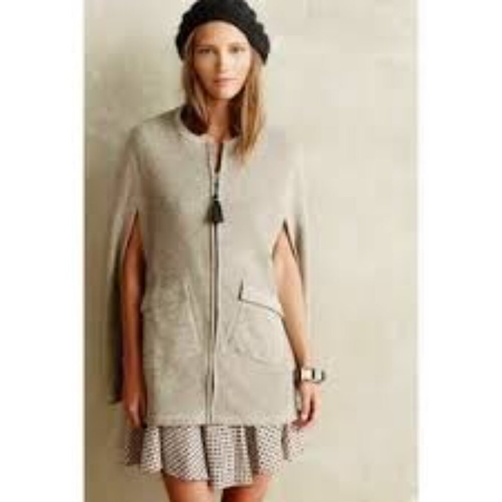 ✅ Saturday Sunday Anthroplogie Wimbrel Fleece Cape Shawl‎ Oatmeal Sz X-SMALL
